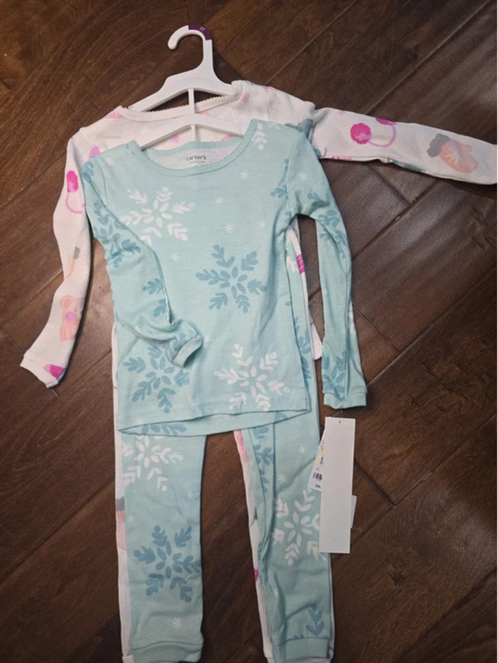 3t brand new pajamas from carter's item, 308G7